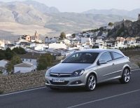 Opel Astra GTC hatchback 3-door (H) 1.4 ecoFLEX Easytronic (90hp) photo, Opel Astra GTC hatchback 3-door (H) 1.4 ecoFLEX Easytronic (90hp) photos, Opel Astra GTC hatchback 3-door (H) 1.4 ecoFLEX Easytronic (90hp) picture, Opel Astra GTC hatchback 3-door (H) 1.4 ecoFLEX Easytronic (90hp) pictures, Opel photos, Opel pictures, image Opel, Opel images