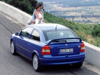 Opel Astra Hatchback 3-door (G) 1.4 AT (90 HP) photo, Opel Astra Hatchback 3-door (G) 1.4 AT (90 HP) photos, Opel Astra Hatchback 3-door (G) 1.4 AT (90 HP) picture, Opel Astra Hatchback 3-door (G) 1.4 AT (90 HP) pictures, Opel photos, Opel pictures, image Opel, Opel images