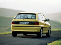 Opel Astra Hatchback (F) 1.4 MT (82 HP) photo, Opel Astra Hatchback (F) 1.4 MT (82 HP) photos, Opel Astra Hatchback (F) 1.4 MT (82 HP) picture, Opel Astra Hatchback (F) 1.4 MT (82 HP) pictures, Opel photos, Opel pictures, image Opel, Opel images