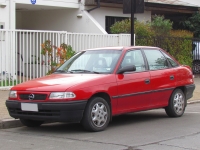 Opel Astra Sedan (F) 1.7 D MT (57 HP) photo, Opel Astra Sedan (F) 1.7 D MT (57 HP) photos, Opel Astra Sedan (F) 1.7 D MT (57 HP) picture, Opel Astra Sedan (F) 1.7 D MT (57 HP) pictures, Opel photos, Opel pictures, image Opel, Opel images