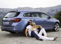 Opel Astra Sports Tourer wagon (J) 2.0 CDTI AT (165hp) photo, Opel Astra Sports Tourer wagon (J) 2.0 CDTI AT (165hp) photos, Opel Astra Sports Tourer wagon (J) 2.0 CDTI AT (165hp) picture, Opel Astra Sports Tourer wagon (J) 2.0 CDTI AT (165hp) pictures, Opel photos, Opel pictures, image Opel, Opel images