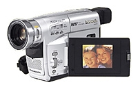 Panasonic NV-VZ17 digital camcorder, Panasonic NV-VZ17 camcorder, Panasonic NV-VZ17 video camera, Panasonic NV-VZ17 specs, Panasonic NV-VZ17 reviews, Panasonic NV-VZ17 specifications, Panasonic NV-VZ17