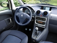 Peugeot 1007 Minivan (1 generation) 1.6 2-Tronic (110hp) photo, Peugeot 1007 Minivan (1 generation) 1.6 2-Tronic (110hp) photos, Peugeot 1007 Minivan (1 generation) 1.6 2-Tronic (110hp) picture, Peugeot 1007 Minivan (1 generation) 1.6 2-Tronic (110hp) pictures, Peugeot photos, Peugeot pictures, image Peugeot, Peugeot images