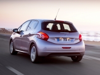 Peugeot 208 Hatchback 5-door. (1 generation) 1.2 VTi MT (82hp) Allure photo, Peugeot 208 Hatchback 5-door. (1 generation) 1.2 VTi MT (82hp) Allure photos, Peugeot 208 Hatchback 5-door. (1 generation) 1.2 VTi MT (82hp) Allure picture, Peugeot 208 Hatchback 5-door. (1 generation) 1.2 VTi MT (82hp) Allure pictures, Peugeot photos, Peugeot pictures, image Peugeot, Peugeot images