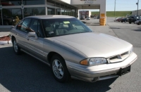 Pontiac Bonneville SE/SLE/SSE sedan 4-door (8 generation) AT 3.8 (244 hp) photo, Pontiac Bonneville SE/SLE/SSE sedan 4-door (8 generation) AT 3.8 (244 hp) photos, Pontiac Bonneville SE/SLE/SSE sedan 4-door (8 generation) AT 3.8 (244 hp) picture, Pontiac Bonneville SE/SLE/SSE sedan 4-door (8 generation) AT 3.8 (244 hp) pictures, Pontiac photos, Pontiac pictures, image Pontiac, Pontiac images