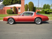 Pontiac Firebird Esprit coupe 2-door (2 generation) 4.1 4MT photo, Pontiac Firebird Esprit coupe 2-door (2 generation) 4.1 4MT photos, Pontiac Firebird Esprit coupe 2-door (2 generation) 4.1 4MT picture, Pontiac Firebird Esprit coupe 2-door (2 generation) 4.1 4MT pictures, Pontiac photos, Pontiac pictures, image Pontiac, Pontiac images