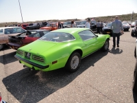 Pontiac Firebird Esprit coupe 2-door (2 generation) 5.7 3MT (170hp) photo, Pontiac Firebird Esprit coupe 2-door (2 generation) 5.7 3MT (170hp) photos, Pontiac Firebird Esprit coupe 2-door (2 generation) 5.7 3MT (170hp) picture, Pontiac Firebird Esprit coupe 2-door (2 generation) 5.7 3MT (170hp) pictures, Pontiac photos, Pontiac pictures, image Pontiac, Pontiac images