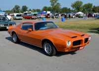 Pontiac Firebird Formula coupe 2-door (2 generation) 5.7 3MT (250hp) photo, Pontiac Firebird Formula coupe 2-door (2 generation) 5.7 3MT (250hp) photos, Pontiac Firebird Formula coupe 2-door (2 generation) 5.7 3MT (250hp) picture, Pontiac Firebird Formula coupe 2-door (2 generation) 5.7 3MT (250hp) pictures, Pontiac photos, Pontiac pictures, image Pontiac, Pontiac images