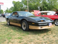 Pontiac Firebird Trans Am coupe (3rd generation) 5.0 MT (157 HP) photo, Pontiac Firebird Trans Am coupe (3rd generation) 5.0 MT (157 HP) photos, Pontiac Firebird Trans Am coupe (3rd generation) 5.0 MT (157 HP) picture, Pontiac Firebird Trans Am coupe (3rd generation) 5.0 MT (157 HP) pictures, Pontiac photos, Pontiac pictures, image Pontiac, Pontiac images