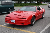 Pontiac Firebird Trans Am T-Roof Targa 2-door (3 generation) 5.7 MT (213hp) photo, Pontiac Firebird Trans Am T-Roof Targa 2-door (3 generation) 5.7 MT (213hp) photos, Pontiac Firebird Trans Am T-Roof Targa 2-door (3 generation) 5.7 MT (213hp) picture, Pontiac Firebird Trans Am T-Roof Targa 2-door (3 generation) 5.7 MT (213hp) pictures, Pontiac photos, Pontiac pictures, image Pontiac, Pontiac images