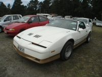 Pontiac Firebird Trans Am T-Roof Targa 2-door (3 generation) AT 5.7 (213hp) photo, Pontiac Firebird Trans Am T-Roof Targa 2-door (3 generation) AT 5.7 (213hp) photos, Pontiac Firebird Trans Am T-Roof Targa 2-door (3 generation) AT 5.7 (213hp) picture, Pontiac Firebird Trans Am T-Roof Targa 2-door (3 generation) AT 5.7 (213hp) pictures, Pontiac photos, Pontiac pictures, image Pontiac, Pontiac images