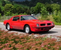 Pontiac Firebird Trans Am with 2-door (2 generation) 6.6 MT (225hp) photo, Pontiac Firebird Trans Am with 2-door (2 generation) 6.6 MT (225hp) photos, Pontiac Firebird Trans Am with 2-door (2 generation) 6.6 MT (225hp) picture, Pontiac Firebird Trans Am with 2-door (2 generation) 6.6 MT (225hp) pictures, Pontiac photos, Pontiac pictures, image Pontiac, Pontiac images