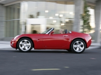 Pontiac Solstice Convertible (1 generation) 2.4 MT (173 HP) photo, Pontiac Solstice Convertible (1 generation) 2.4 MT (173 HP) photos, Pontiac Solstice Convertible (1 generation) 2.4 MT (173 HP) picture, Pontiac Solstice Convertible (1 generation) 2.4 MT (173 HP) pictures, Pontiac photos, Pontiac pictures, image Pontiac, Pontiac images