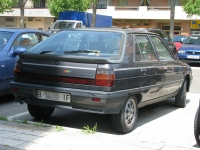 Renault 11 Hatchback 5-door. (2 generation) 1.4 4MT (68hp) photo, Renault 11 Hatchback 5-door. (2 generation) 1.4 4MT (68hp) photos, Renault 11 Hatchback 5-door. (2 generation) 1.4 4MT (68hp) picture, Renault 11 Hatchback 5-door. (2 generation) 1.4 4MT (68hp) pictures, Renault photos, Renault pictures, image Renault, Renault images