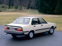 Renault 18 Sedan (1 generation) 1.4 MT (64hp) photo, Renault 18 Sedan (1 generation) 1.4 MT (64hp) photos, Renault 18 Sedan (1 generation) 1.4 MT (64hp) picture, Renault 18 Sedan (1 generation) 1.4 MT (64hp) pictures, Renault photos, Renault pictures, image Renault, Renault images