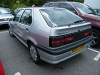 Renault 19 Hatchback 5-door. (2 generation) 1.4 MT (75hp) photo, Renault 19 Hatchback 5-door. (2 generation) 1.4 MT (75hp) photos, Renault 19 Hatchback 5-door. (2 generation) 1.4 MT (75hp) picture, Renault 19 Hatchback 5-door. (2 generation) 1.4 MT (75hp) pictures, Renault photos, Renault pictures, image Renault, Renault images