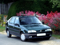 Renault 19 Hatchback 5-door. (2 generation) 1.4 MT (75hp) photo, Renault 19 Hatchback 5-door. (2 generation) 1.4 MT (75hp) photos, Renault 19 Hatchback 5-door. (2 generation) 1.4 MT (75hp) picture, Renault 19 Hatchback 5-door. (2 generation) 1.4 MT (75hp) pictures, Renault photos, Renault pictures, image Renault, Renault images