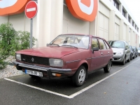 Renault 20 Hatchback (1 generation) 2.0 D MT (64hp) photo, Renault 20 Hatchback (1 generation) 2.0 D MT (64hp) photos, Renault 20 Hatchback (1 generation) 2.0 D MT (64hp) picture, Renault 20 Hatchback (1 generation) 2.0 D MT (64hp) pictures, Renault photos, Renault pictures, image Renault, Renault images