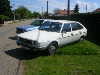 Renault 30 Hatchback (1 generation) 2.7 AT photo, Renault 30 Hatchback (1 generation) 2.7 AT photos, Renault 30 Hatchback (1 generation) 2.7 AT picture, Renault 30 Hatchback (1 generation) 2.7 AT pictures, Renault photos, Renault pictures, image Renault, Renault images