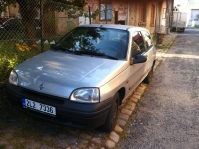 Renault Clio Hatchback 3-door (1 generation) 1.4 AT (80 HP) photo, Renault Clio Hatchback 3-door (1 generation) 1.4 AT (80 HP) photos, Renault Clio Hatchback 3-door (1 generation) 1.4 AT (80 HP) picture, Renault Clio Hatchback 3-door (1 generation) 1.4 AT (80 HP) pictures, Renault photos, Renault pictures, image Renault, Renault images