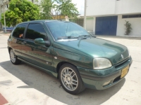 Renault Clio Hatchback 3-door (1 generation) 1.4 AT (80 HP) photo, Renault Clio Hatchback 3-door (1 generation) 1.4 AT (80 HP) photos, Renault Clio Hatchback 3-door (1 generation) 1.4 AT (80 HP) picture, Renault Clio Hatchback 3-door (1 generation) 1.4 AT (80 HP) pictures, Renault photos, Renault pictures, image Renault, Renault images