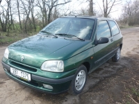 Renault Clio Hatchback 3-door (1 generation) 1.4 AT (80 HP) photo, Renault Clio Hatchback 3-door (1 generation) 1.4 AT (80 HP) photos, Renault Clio Hatchback 3-door (1 generation) 1.4 AT (80 HP) picture, Renault Clio Hatchback 3-door (1 generation) 1.4 AT (80 HP) pictures, Renault photos, Renault pictures, image Renault, Renault images