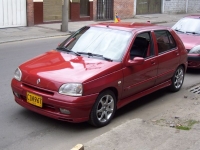 Renault Clio Hatchback 5-door. (1 generation) 1.4 AT (80 HP) photo, Renault Clio Hatchback 5-door. (1 generation) 1.4 AT (80 HP) photos, Renault Clio Hatchback 5-door. (1 generation) 1.4 AT (80 HP) picture, Renault Clio Hatchback 5-door. (1 generation) 1.4 AT (80 HP) pictures, Renault photos, Renault pictures, image Renault, Renault images