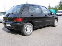 Renault Clio Hatchback 5-door. (1 generation) 1.8 MT (95 HP) photo, Renault Clio Hatchback 5-door. (1 generation) 1.8 MT (95 HP) photos, Renault Clio Hatchback 5-door. (1 generation) 1.8 MT (95 HP) picture, Renault Clio Hatchback 5-door. (1 generation) 1.8 MT (95 HP) pictures, Renault photos, Renault pictures, image Renault, Renault images