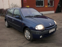 Renault Clio Hatchback 5-door. (2 generation) 1.4 AT (75hp) photo, Renault Clio Hatchback 5-door. (2 generation) 1.4 AT (75hp) photos, Renault Clio Hatchback 5-door. (2 generation) 1.4 AT (75hp) picture, Renault Clio Hatchback 5-door. (2 generation) 1.4 AT (75hp) pictures, Renault photos, Renault pictures, image Renault, Renault images