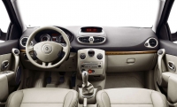 Renault Clio Hatchback 5-door. (3 generation) 1.2 AMT (75hp) photo, Renault Clio Hatchback 5-door. (3 generation) 1.2 AMT (75hp) photos, Renault Clio Hatchback 5-door. (3 generation) 1.2 AMT (75hp) picture, Renault Clio Hatchback 5-door. (3 generation) 1.2 AMT (75hp) pictures, Renault photos, Renault pictures, image Renault, Renault images