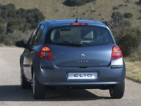 Renault Clio Hatchback 5-door. (3 generation) 1.5 dCi MT (86hp) photo, Renault Clio Hatchback 5-door. (3 generation) 1.5 dCi MT (86hp) photos, Renault Clio Hatchback 5-door. (3 generation) 1.5 dCi MT (86hp) picture, Renault Clio Hatchback 5-door. (3 generation) 1.5 dCi MT (86hp) pictures, Renault photos, Renault pictures, image Renault, Renault images