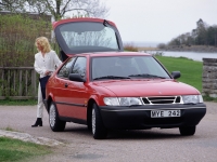 Saab 900 Coupe (2 generation) 2.0 MT (131 hp) photo, Saab 900 Coupe (2 generation) 2.0 MT (131 hp) photos, Saab 900 Coupe (2 generation) 2.0 MT (131 hp) picture, Saab 900 Coupe (2 generation) 2.0 MT (131 hp) pictures, Saab photos, Saab pictures, image Saab, Saab images