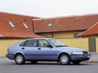 Saab 900 Hatchback (2 generation) 2.5 MT (170 hp) photo, Saab 900 Hatchback (2 generation) 2.5 MT (170 hp) photos, Saab 900 Hatchback (2 generation) 2.5 MT (170 hp) picture, Saab 900 Hatchback (2 generation) 2.5 MT (170 hp) pictures, Saab photos, Saab pictures, image Saab, Saab images