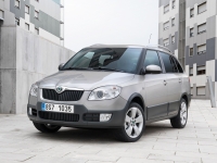 Skoda Fabia Combi Scout universal 5-door (5J) 1.4 TDI DPF MT (80 HP) photo, Skoda Fabia Combi Scout universal 5-door (5J) 1.4 TDI DPF MT (80 HP) photos, Skoda Fabia Combi Scout universal 5-door (5J) 1.4 TDI DPF MT (80 HP) picture, Skoda Fabia Combi Scout universal 5-door (5J) 1.4 TDI DPF MT (80 HP) pictures, Skoda photos, Skoda pictures, image Skoda, Skoda images