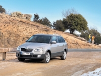 Skoda Fabia Combi Scout universal 5-door (5J) 1.4 TDI DPF MT (80 HP) photo, Skoda Fabia Combi Scout universal 5-door (5J) 1.4 TDI DPF MT (80 HP) photos, Skoda Fabia Combi Scout universal 5-door (5J) 1.4 TDI DPF MT (80 HP) picture, Skoda Fabia Combi Scout universal 5-door (5J) 1.4 TDI DPF MT (80 HP) pictures, Skoda photos, Skoda pictures, image Skoda, Skoda images