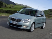 Skoda Fabia Hatchback 5-door. (5J) 1.2 MT Green tec (69 HP) photo, Skoda Fabia Hatchback 5-door. (5J) 1.2 MT Green tec (69 HP) photos, Skoda Fabia Hatchback 5-door. (5J) 1.2 MT Green tec (69 HP) picture, Skoda Fabia Hatchback 5-door. (5J) 1.2 MT Green tec (69 HP) pictures, Skoda photos, Skoda pictures, image Skoda, Skoda images