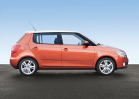 Skoda Fabia Hatchback (5J) 1.4 TDI MT GreenLine (80 HP) photo, Skoda Fabia Hatchback (5J) 1.4 TDI MT GreenLine (80 HP) photos, Skoda Fabia Hatchback (5J) 1.4 TDI MT GreenLine (80 HP) picture, Skoda Fabia Hatchback (5J) 1.4 TDI MT GreenLine (80 HP) pictures, Skoda photos, Skoda pictures, image Skoda, Skoda images