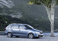 Skoda Fabia station Wagon 5-door (5J) 1.2 MT (60 HP) photo, Skoda Fabia station Wagon 5-door (5J) 1.2 MT (60 HP) photos, Skoda Fabia station Wagon 5-door (5J) 1.2 MT (60 HP) picture, Skoda Fabia station Wagon 5-door (5J) 1.2 MT (60 HP) pictures, Skoda photos, Skoda pictures, image Skoda, Skoda images