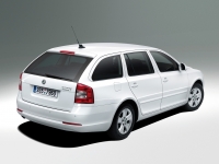 Skoda Octavia Combi wagon 5-door (2 generation) 1.2 TSI DSG (105 HP) photo, Skoda Octavia Combi wagon 5-door (2 generation) 1.2 TSI DSG (105 HP) photos, Skoda Octavia Combi wagon 5-door (2 generation) 1.2 TSI DSG (105 HP) picture, Skoda Octavia Combi wagon 5-door (2 generation) 1.2 TSI DSG (105 HP) pictures, Skoda photos, Skoda pictures, image Skoda, Skoda images