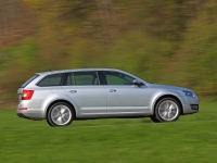 Skoda Octavia Combi wagon 5-door (3 generation) 1.2 TDI 6MT (105hp) photo, Skoda Octavia Combi wagon 5-door (3 generation) 1.2 TDI 6MT (105hp) photos, Skoda Octavia Combi wagon 5-door (3 generation) 1.2 TDI 6MT (105hp) picture, Skoda Octavia Combi wagon 5-door (3 generation) 1.2 TDI 6MT (105hp) pictures, Skoda photos, Skoda pictures, image Skoda, Skoda images