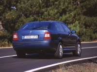 Skoda Octavia Liftback (1 generation) 1.8 T MT (150 HP) photo, Skoda Octavia Liftback (1 generation) 1.8 T MT (150 HP) photos, Skoda Octavia Liftback (1 generation) 1.8 T MT (150 HP) picture, Skoda Octavia Liftback (1 generation) 1.8 T MT (150 HP) pictures, Skoda photos, Skoda pictures, image Skoda, Skoda images