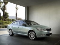 Skoda Octavia Liftback 5-door (2 generation) 1.2 TSI DSG (105 HP) photo, Skoda Octavia Liftback 5-door (2 generation) 1.2 TSI DSG (105 HP) photos, Skoda Octavia Liftback 5-door (2 generation) 1.2 TSI DSG (105 HP) picture, Skoda Octavia Liftback 5-door (2 generation) 1.2 TSI DSG (105 HP) pictures, Skoda photos, Skoda pictures, image Skoda, Skoda images