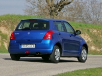 Suzuki Swift Hatchback 5-door. (3 generation) 1.3 DDiS MT (75hp) photo, Suzuki Swift Hatchback 5-door. (3 generation) 1.3 DDiS MT (75hp) photos, Suzuki Swift Hatchback 5-door. (3 generation) 1.3 DDiS MT (75hp) picture, Suzuki Swift Hatchback 5-door. (3 generation) 1.3 DDiS MT (75hp) pictures, Suzuki photos, Suzuki pictures, image Suzuki, Suzuki images