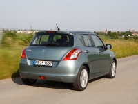 Suzuki Swift Hatchback 5-door. (4 generation) 1.2 AT (94hp) GLX (2012) photo, Suzuki Swift Hatchback 5-door. (4 generation) 1.2 AT (94hp) GLX (2012) photos, Suzuki Swift Hatchback 5-door. (4 generation) 1.2 AT (94hp) GLX (2012) picture, Suzuki Swift Hatchback 5-door. (4 generation) 1.2 AT (94hp) GLX (2012) pictures, Suzuki photos, Suzuki pictures, image Suzuki, Suzuki images