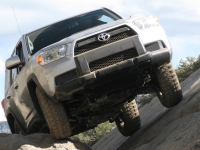 Toyota 4runner SUV (5th generation) 4.0 AT 4WD (270hp) photo, Toyota 4runner SUV (5th generation) 4.0 AT 4WD (270hp) photos, Toyota 4runner SUV (5th generation) 4.0 AT 4WD (270hp) picture, Toyota 4runner SUV (5th generation) 4.0 AT 4WD (270hp) pictures, Toyota photos, Toyota pictures, image Toyota, Toyota images