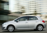 Toyota Auris Hatchback 5-door. (1 generation) 1.8 CVT (136hp) photo, Toyota Auris Hatchback 5-door. (1 generation) 1.8 CVT (136hp) photos, Toyota Auris Hatchback 5-door. (1 generation) 1.8 CVT (136hp) picture, Toyota Auris Hatchback 5-door. (1 generation) 1.8 CVT (136hp) pictures, Toyota photos, Toyota pictures, image Toyota, Toyota images