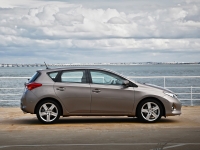 Toyota Auris Hatchback 5-door. (2 generation) 1.5 CVT photo, Toyota Auris Hatchback 5-door. (2 generation) 1.5 CVT photos, Toyota Auris Hatchback 5-door. (2 generation) 1.5 CVT picture, Toyota Auris Hatchback 5-door. (2 generation) 1.5 CVT pictures, Toyota photos, Toyota pictures, image Toyota, Toyota images