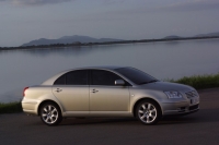 Toyota Avensis Sedan (2 generation) 1.6 MT (110hp) photo, Toyota Avensis Sedan (2 generation) 1.6 MT (110hp) photos, Toyota Avensis Sedan (2 generation) 1.6 MT (110hp) picture, Toyota Avensis Sedan (2 generation) 1.6 MT (110hp) pictures, Toyota photos, Toyota pictures, image Toyota, Toyota images