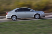 Toyota Avensis Sedan (2 generation) 2.0 AT 4WD (155hp) photo, Toyota Avensis Sedan (2 generation) 2.0 AT 4WD (155hp) photos, Toyota Avensis Sedan (2 generation) 2.0 AT 4WD (155hp) picture, Toyota Avensis Sedan (2 generation) 2.0 AT 4WD (155hp) pictures, Toyota photos, Toyota pictures, image Toyota, Toyota images