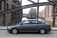 Toyota Avensis Sedan (2 generation) 2.0 D4-D MT (126hp) photo, Toyota Avensis Sedan (2 generation) 2.0 D4-D MT (126hp) photos, Toyota Avensis Sedan (2 generation) 2.0 D4-D MT (126hp) picture, Toyota Avensis Sedan (2 generation) 2.0 D4-D MT (126hp) pictures, Toyota photos, Toyota pictures, image Toyota, Toyota images